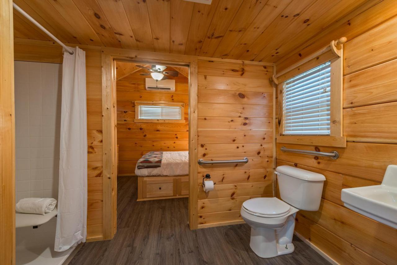 Great Escapes Rv Resort Bryan College Station Exterior foto